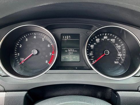 Used 2017 Volkswagen Jetta S w/ Jetta S Cold Weather Package image 15