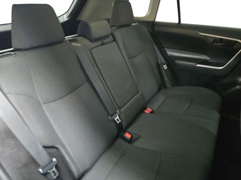 Used 2023 Toyota RAV4 LE AWD/4WD image 16