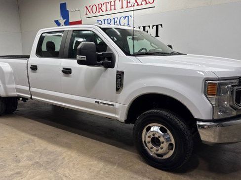 Used 2022 Ford F350 XL w/ STX Appearance Package image 3
