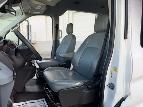 Used 2019 Ford Transit 150 XL RWD image 16