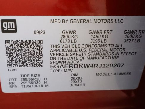 Certified 2024 Buick Enclave Essence w/ Sport Touring Edition FWD image 36