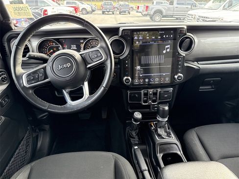 Used 2020 Jeep Gladiator Overland w/ Safety Group image 25