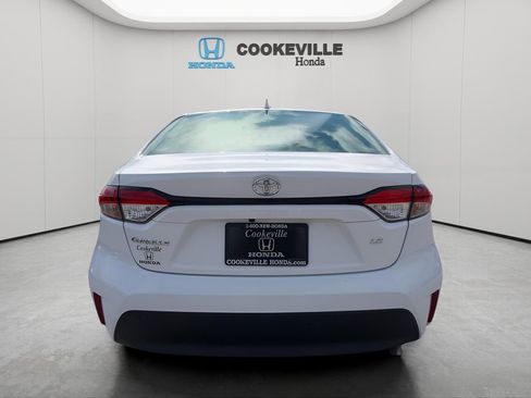 Used 2025 Toyota Corolla LE image 6