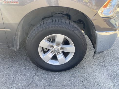 Used 2021 RAM 1500 Classic SLT image 26