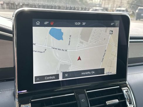 Used 2020 Lincoln Navigator L Black Label w/ Cargo Convenience Package image 34