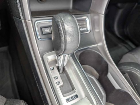 Used 2019 Subaru Ascent Premium w/ Popular Package #2 AWD/4WD image 28