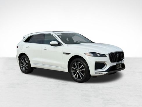 Used 2024 Jaguar F-PACE R-Dynamic S image 7