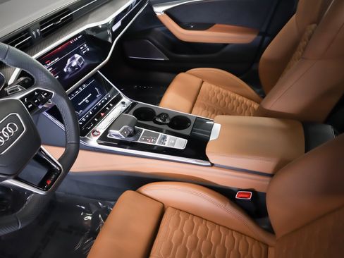 Used 2025 Audi RS 6 performance w/ Matte Carbon Package image 23