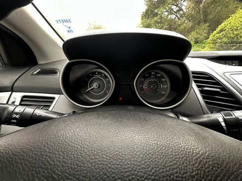 Used 2015 Hyundai Elantra SE FWD image 33