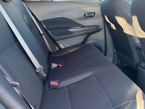 Used 2025 Nissan Kicks Play S image 10