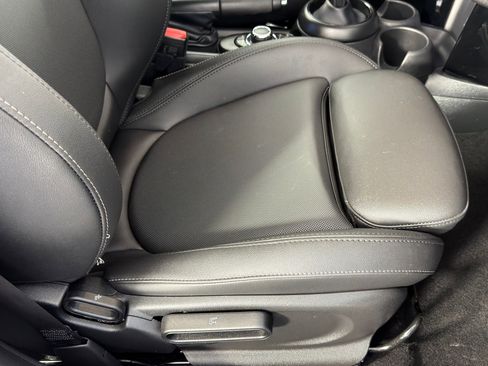 Certified 2023 MINI Cooper S image 30