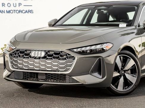 Used 2025 Audi A5 2.0T Premium Plus w/ Premium Plus image 2