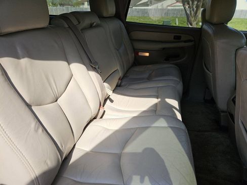 Used 2003 Chevrolet Tahoe LT image 13