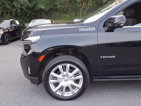 Certified 2021 Chevrolet Tahoe High Country w/ Premium Package AWD/4WD image 6