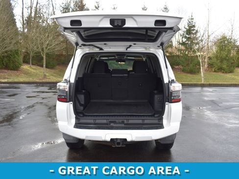 Used 2016 Toyota 4Runner SR5 image 23