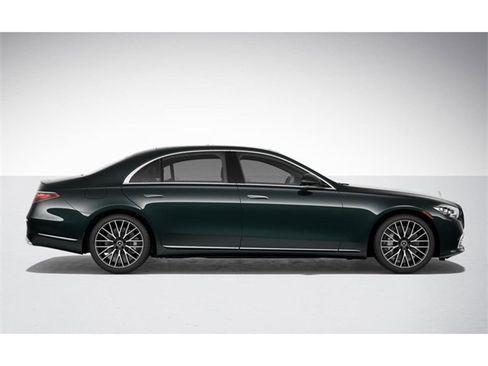 New 2025 Mercedes-Benz S 580 4MATIC Sedan image 2
