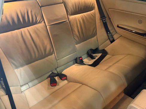 Used 2004 BMW 325Ci Coupe image 10