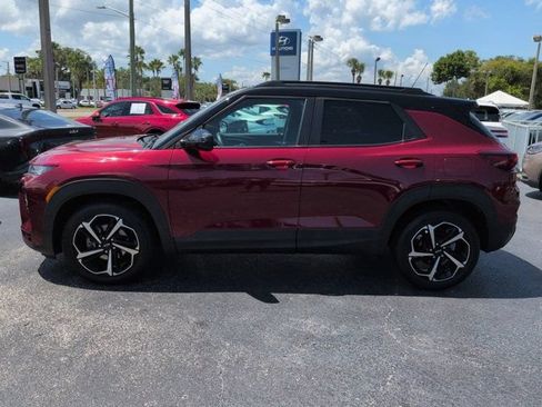 Used 2022 Chevrolet TrailBlazer RS w/ Technology Package FWD image 7