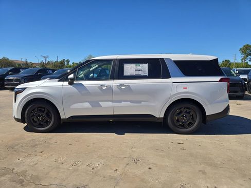 New 2026 Kia Carnival image 5