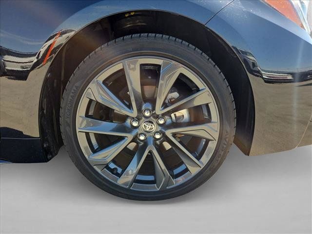 Used 2026 Toyota Corolla SE w/ SE Package FWD image 21