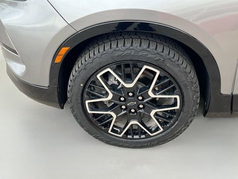 Used 2024 Chevrolet Blazer RS w/ Driver Confidence II Package image 32