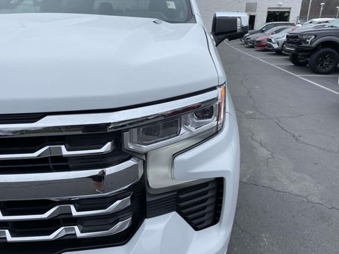 Used 2024 Chevrolet Silverado 1500 LTZ image 11