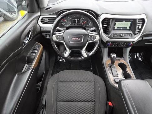 Used 2019 GMC Acadia SLE image 5