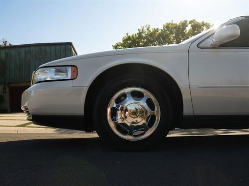 Used 1999 Cadillac Seville SLS w/ Personalization Pkg FWD image 7