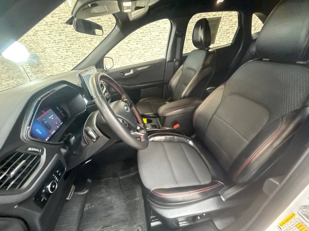 Used 2023 Ford Escape ST-Line Select w/ Tech Pack #1 AWD/4WD image 23