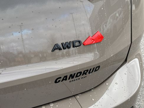 New 2026 Nissan Rogue SV AWD/4WD image 8
