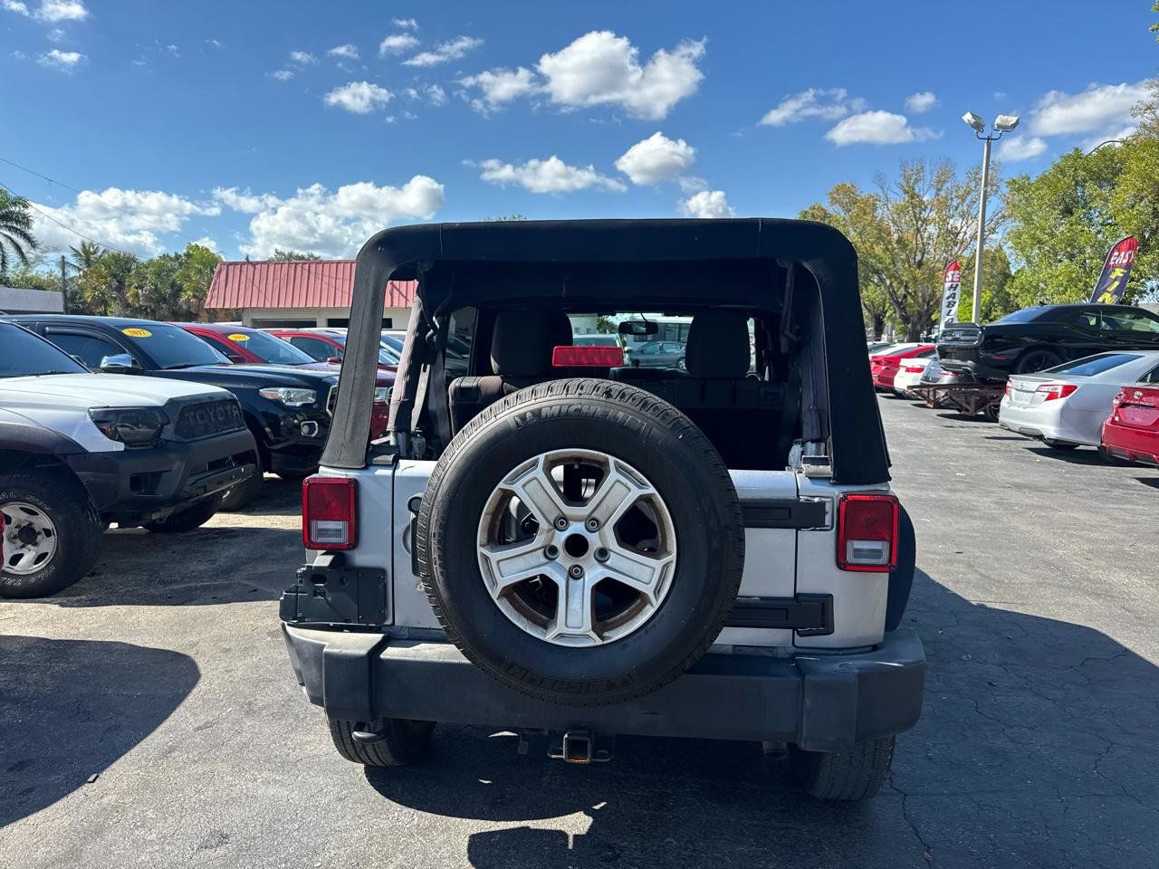 Used 2017 Jeep Wrangler Unlimited Sport w/ Quick Order Package 23S AWD/4WD image 5