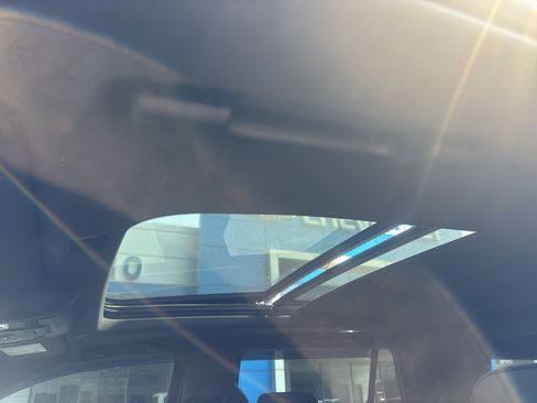 Used 2024 Chevrolet Tahoe RST w/ Luxury Package image 21