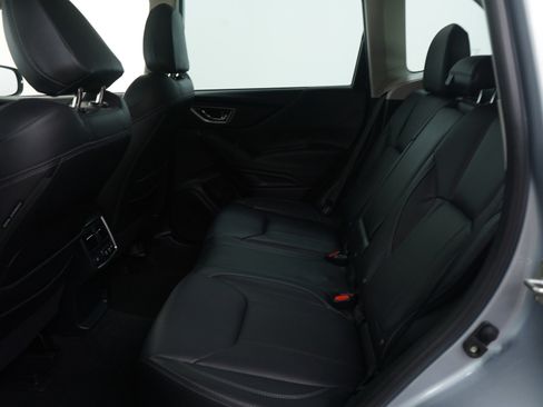 Used 2023 Subaru Forester Touring image 14