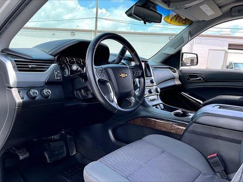 Used 2017 Chevrolet Tahoe LS w/ Enhanced Driver Alert Package AWD/4WD image 8