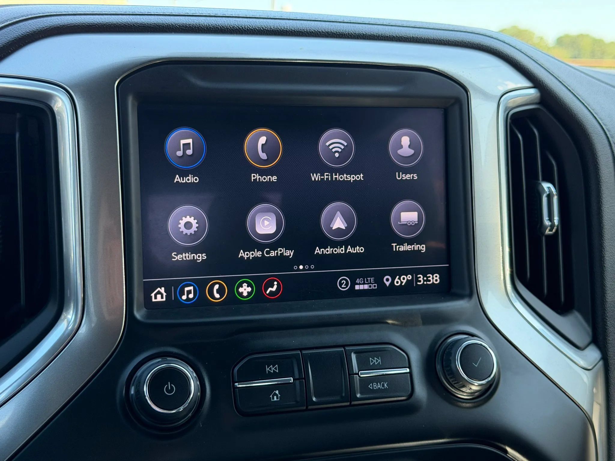 Used 2020 Chevrolet Silverado 2500 LTZ w/ LTZ Plus Package AWD/4WD image 44