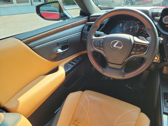Used 2024 Lexus ES 350 w/ Technology Package FWD image 14