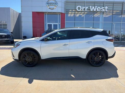Used 2023 Nissan Murano SV w/ SV Midnight Edition Package AWD/4WD image 2