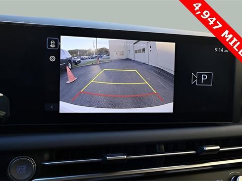 Used 2025 Hyundai Tucson SE image 23