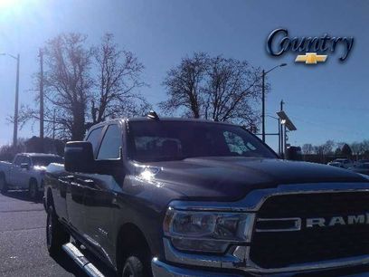 Used 2023 RAM 2500 Big Horn w/ Level 1 Equipment Group