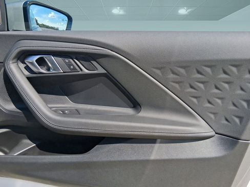 Used 2025 BMW 230i Coupe w/ Convenience Package image 30