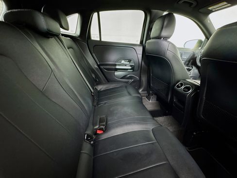 Used 2025 Mercedes-Benz GLA 250 image 25