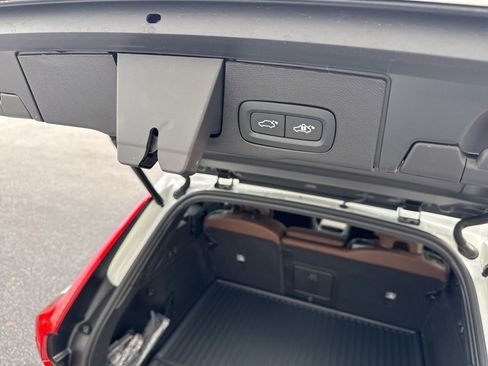 Used 2024 Volvo XC60 T8 Plus w/ Protection Package Premier image 13