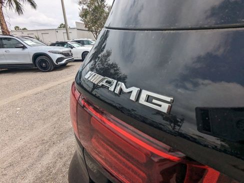 New 2024 Mercedes-Benz GLB 35 AMG 4MATIC image 10