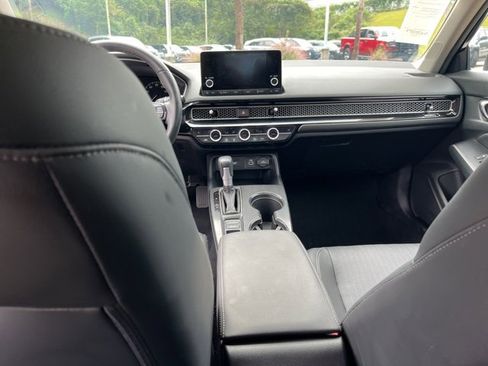 Used 2024 Honda Civic EX-L image 17