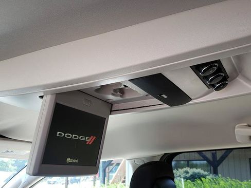 Used 2017 Dodge Grand Caravan SE w/ Power Window Group FWD image 14