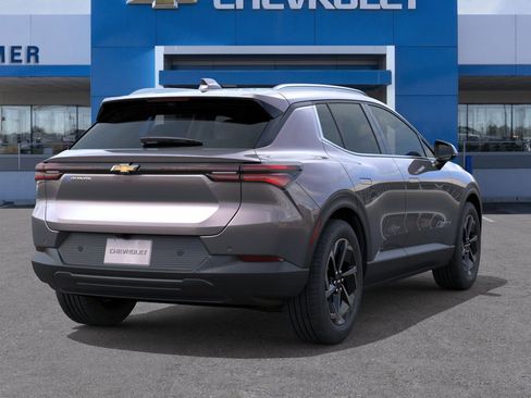 New 2026 Chevrolet Equinox EV LT image 28