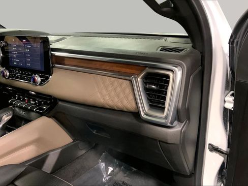 Used 2026 GMC Canyon Denali AWD/4WD image 19