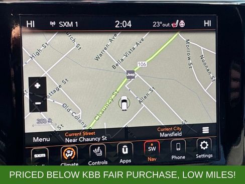 Used 2022 Jeep Grand Cherokee Laredo X image 31