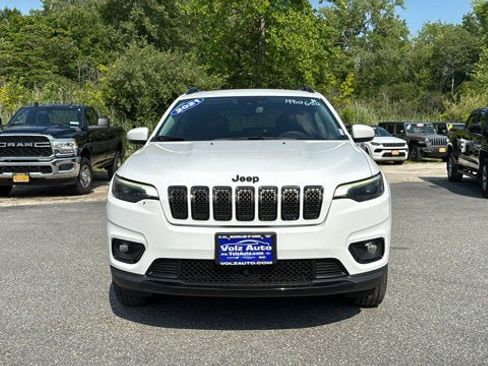 Used 2021 Jeep Cherokee Latitude Plus AWD/4WD image 3
