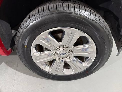 Used 2020 Ford F150 Lariat w/ Equipment Group 502A Luxury AWD/4WD image 13